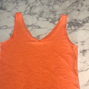 Joe tank with floral detail